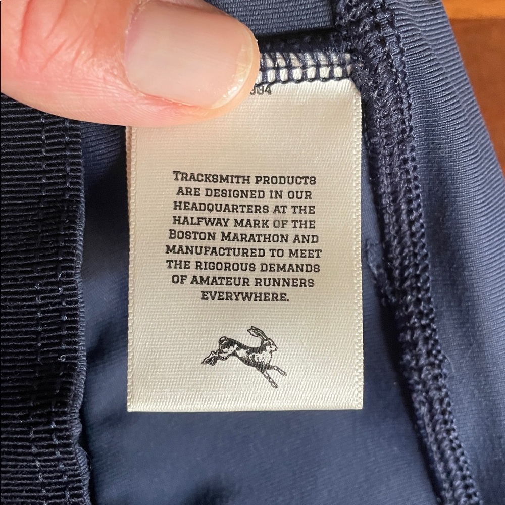 Tracksmith running leggings in navy - Picture 3 of 4